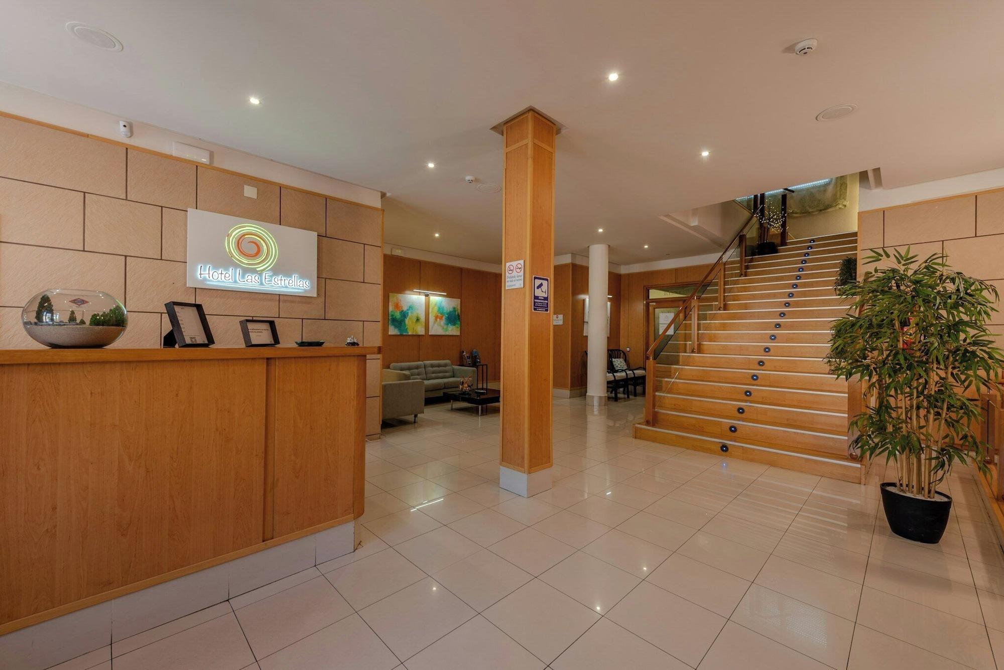 Vista Lobby Sercotel Las Estrellas