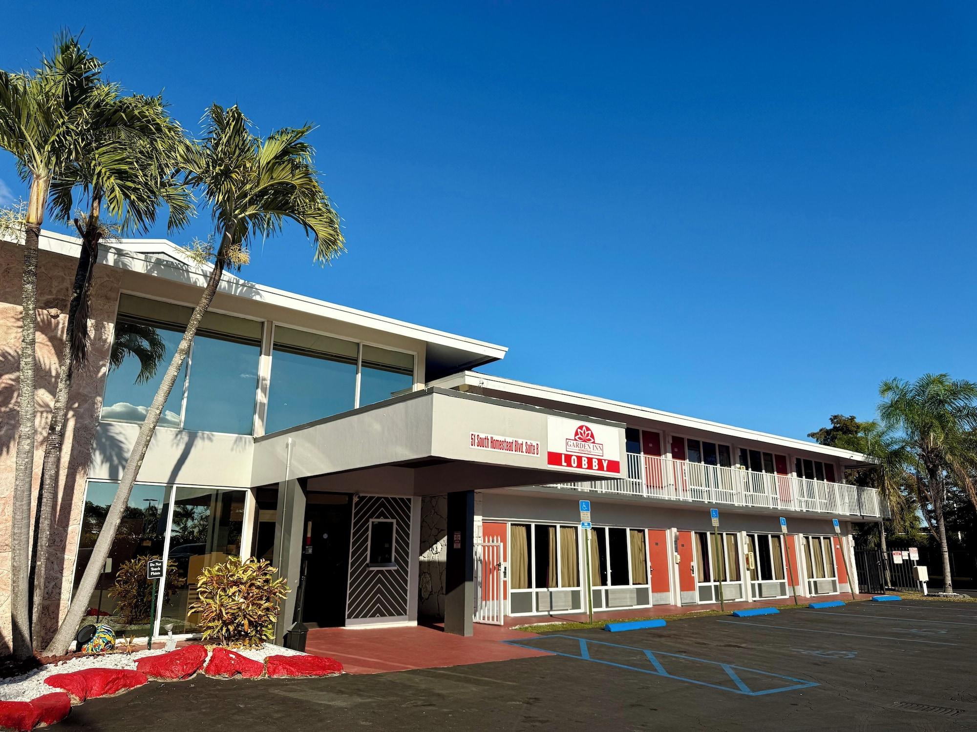 Vista Exterior Garden Inn Homestead