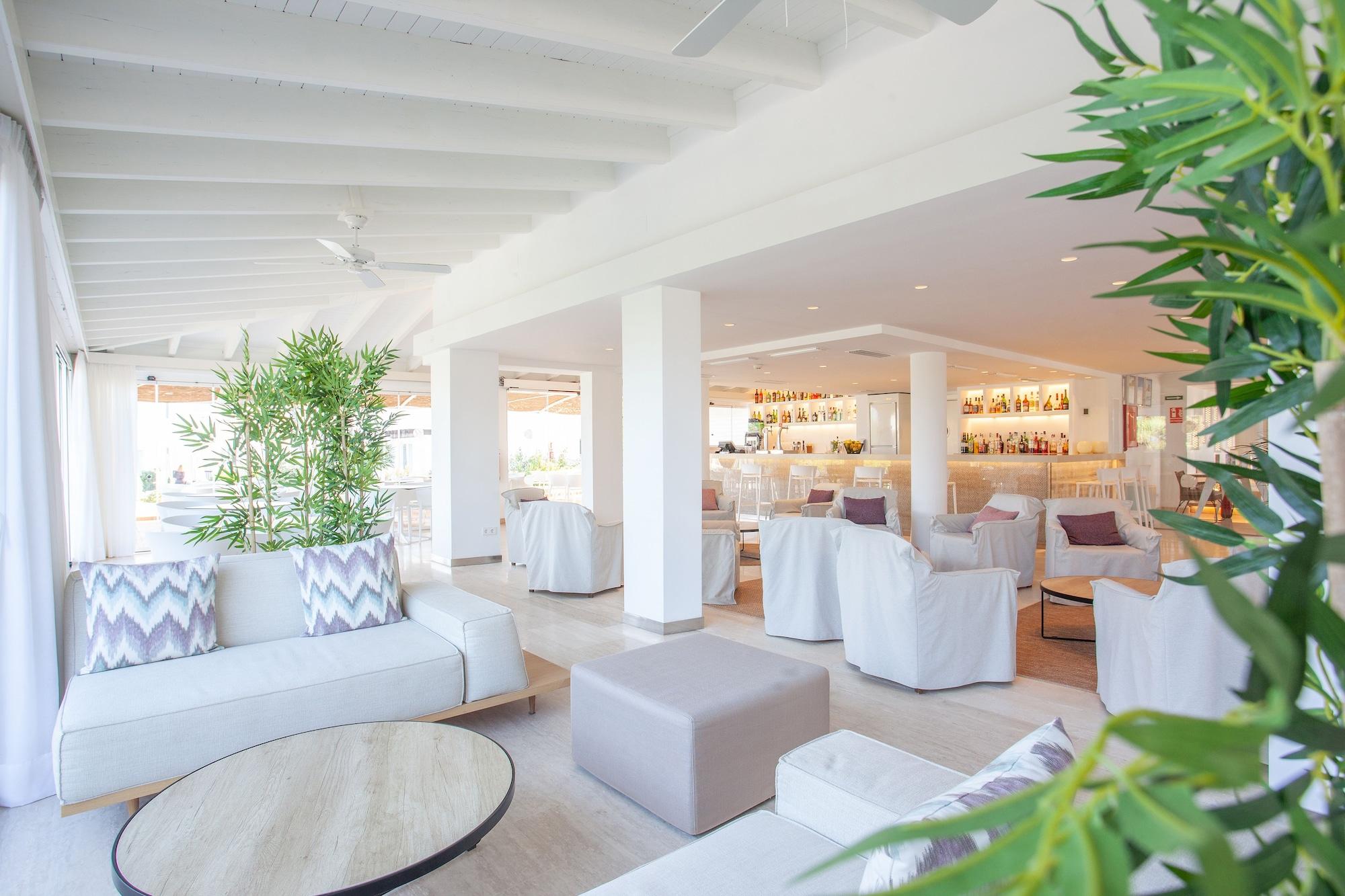 Bar/Salón Grupotel Aldea Cala'n Bosch