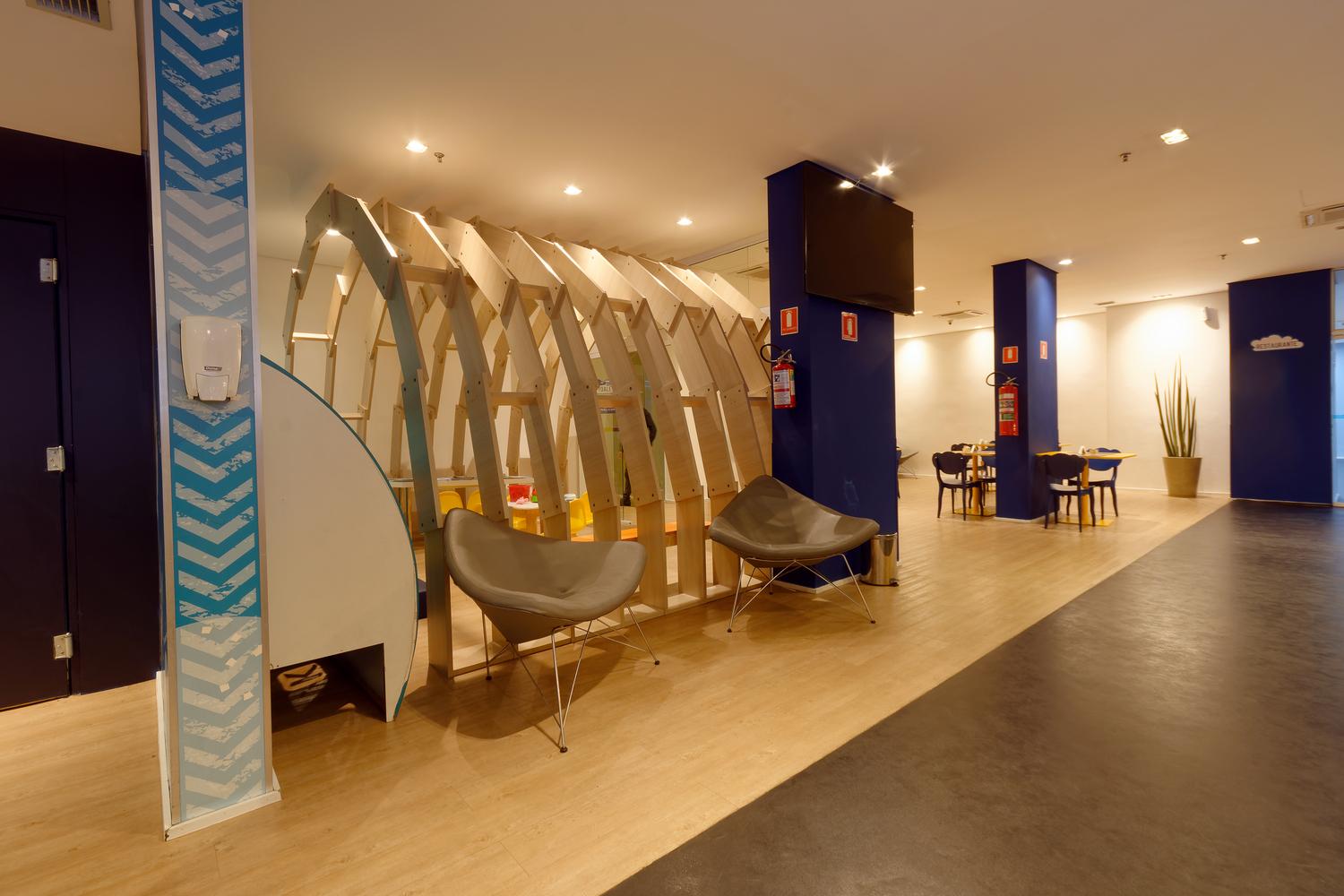 Vista Lobby Golden Tower Express Anhembi by Fênix Hotéis