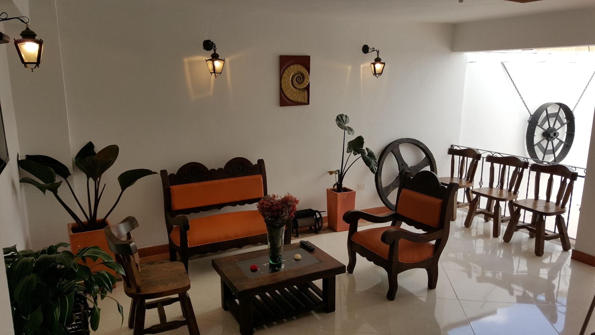 Vista Lobby Hotel Casa Cantabria