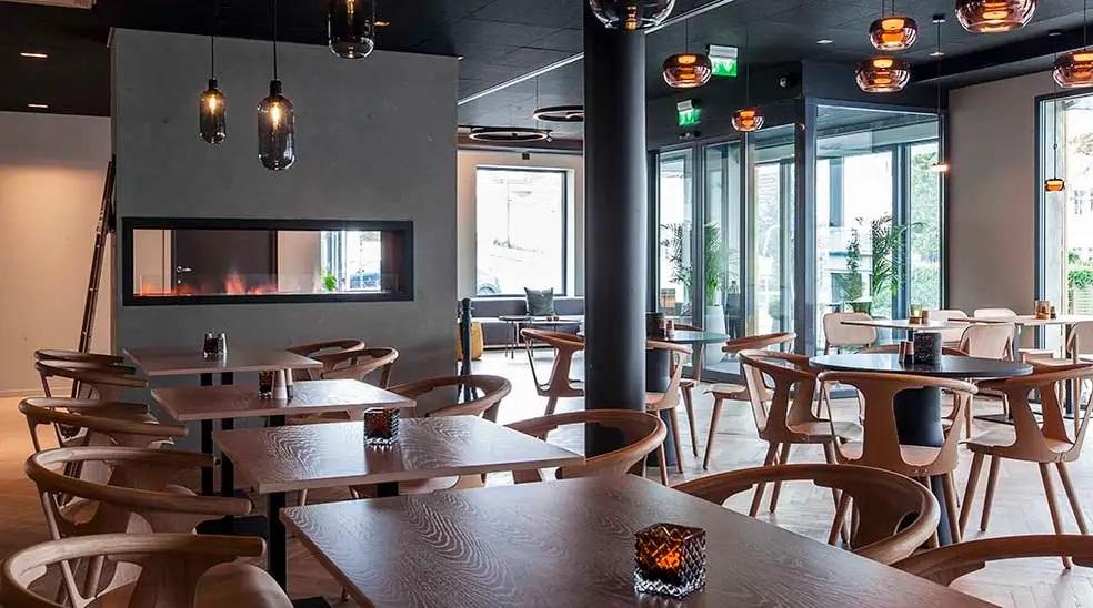 Vista Exterior Comfort Hotel Victoria Floro, Markegata 43, 6900, Norway