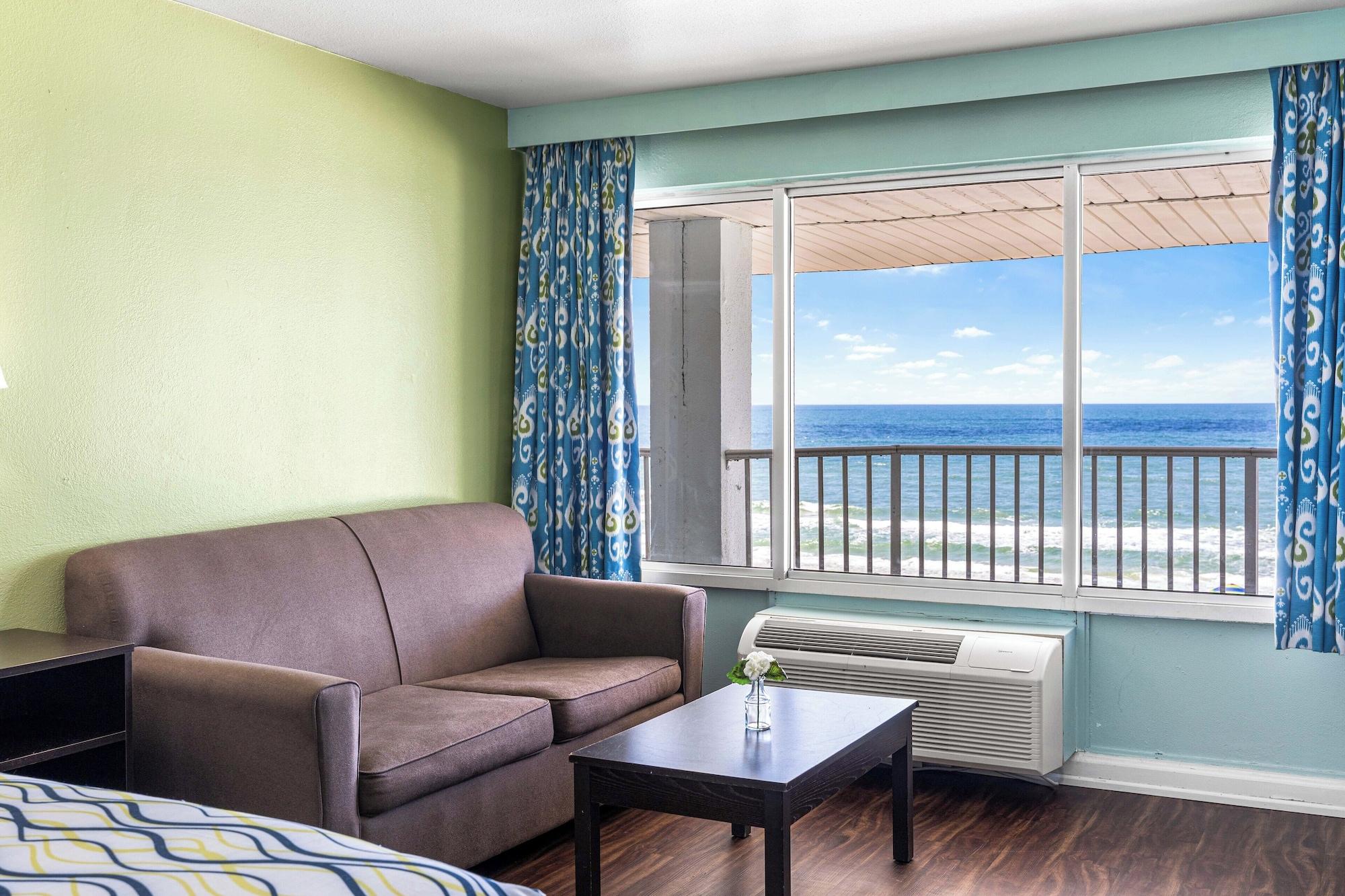 Playa Boardwalk Beach Hotel