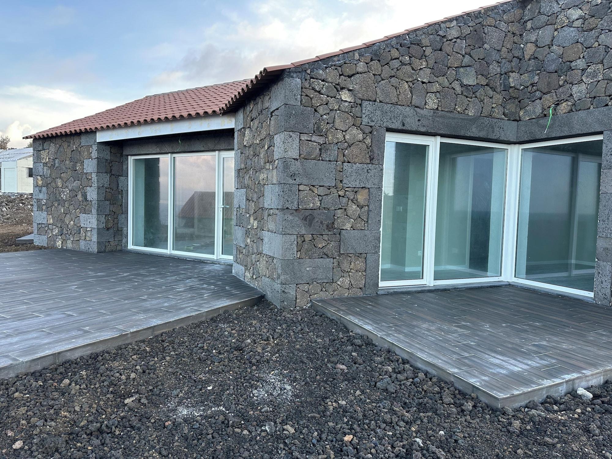 Vista Exterior Vinhas do Calhau