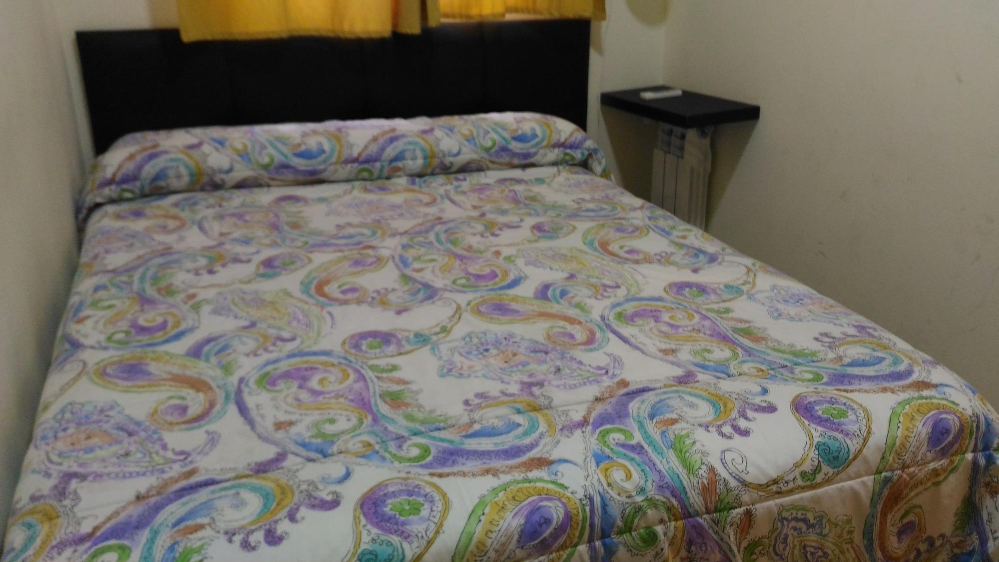 Habitación Hostal JQ Madrid 1