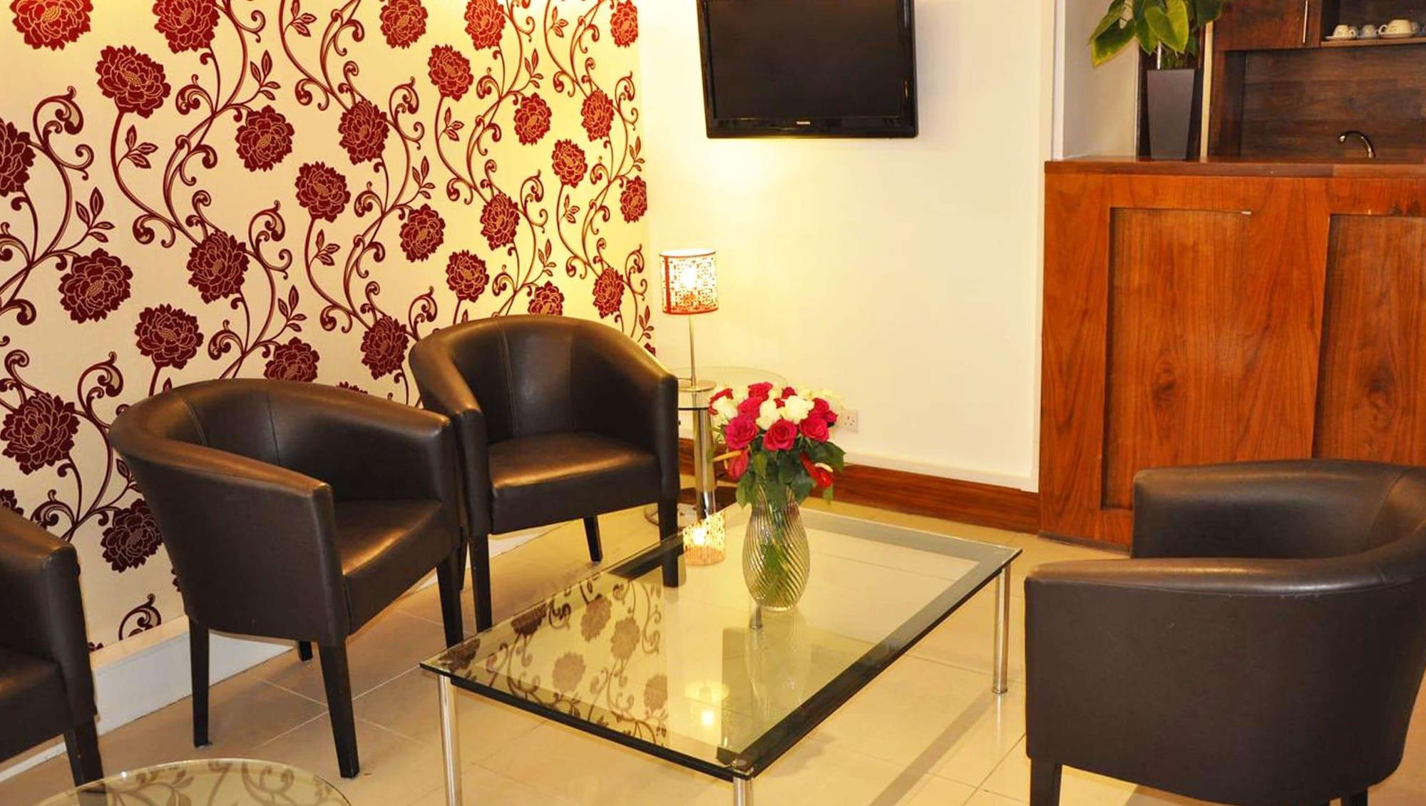 Vista Lobby Kensington Court Hotel