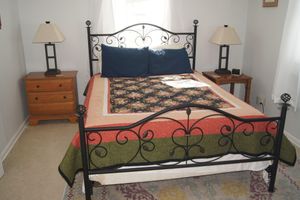 Alquiler Vacacional - Exceptional family escape - Lakefront on a flat lot in a spring fed no wake cove