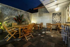 Alojamiento - Watu Agung Guest House
