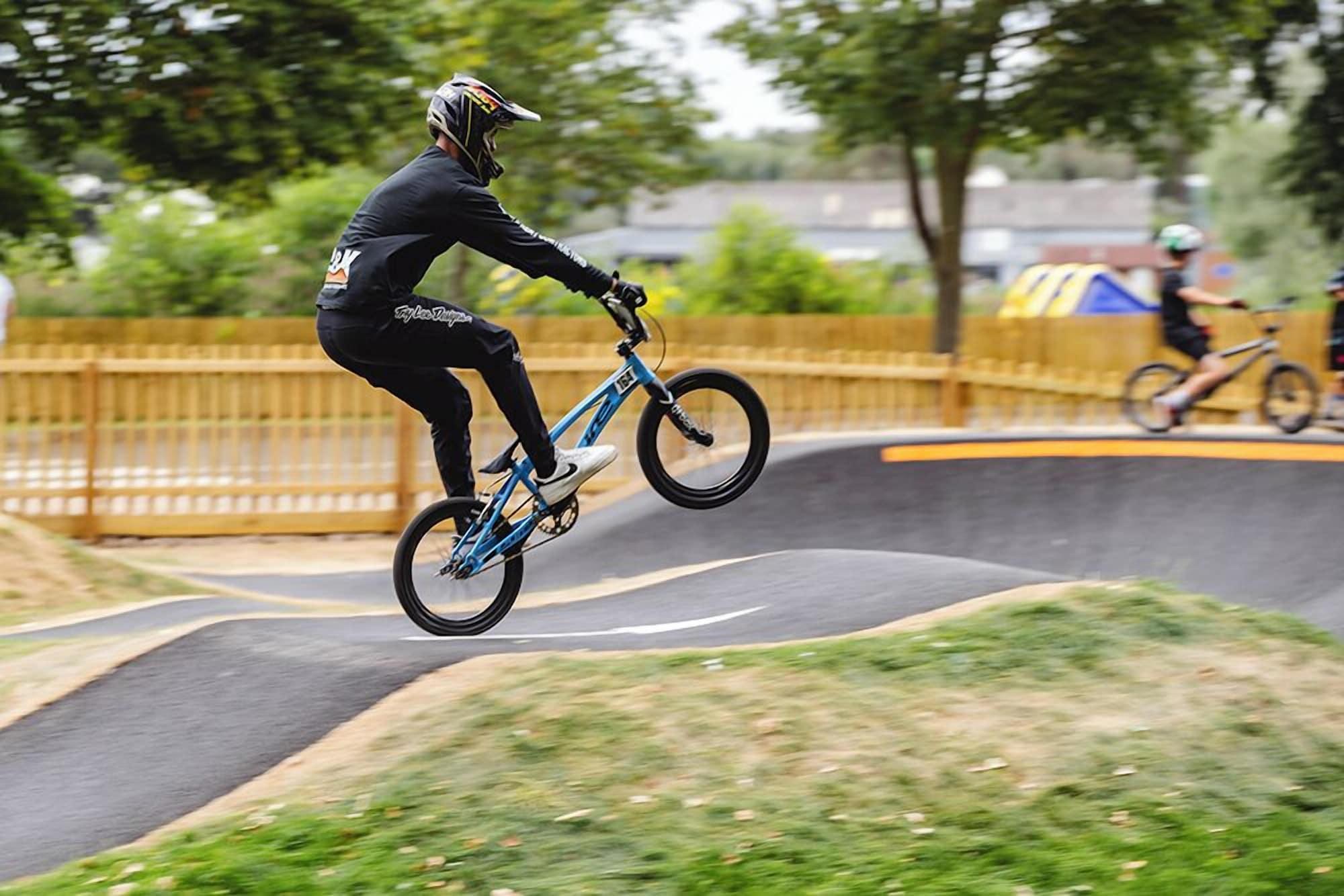 Vista Exterior BAF Luxury Stays - Caravan Sleeps 8