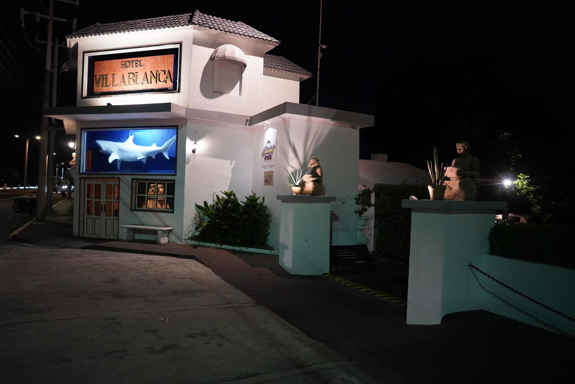 Vista Lobby Villablanca Garden Beach Hotel