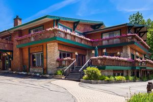 Alojamiento - Best Western Adirondack Inn