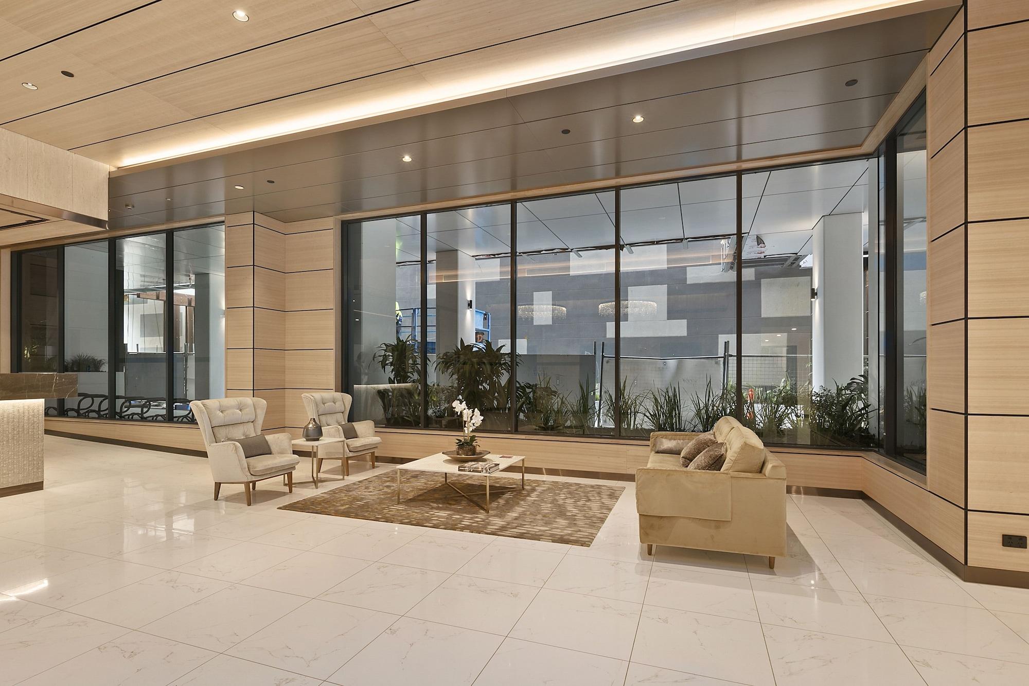 Vista Lobby Hope Street Apartments by CLLIX
