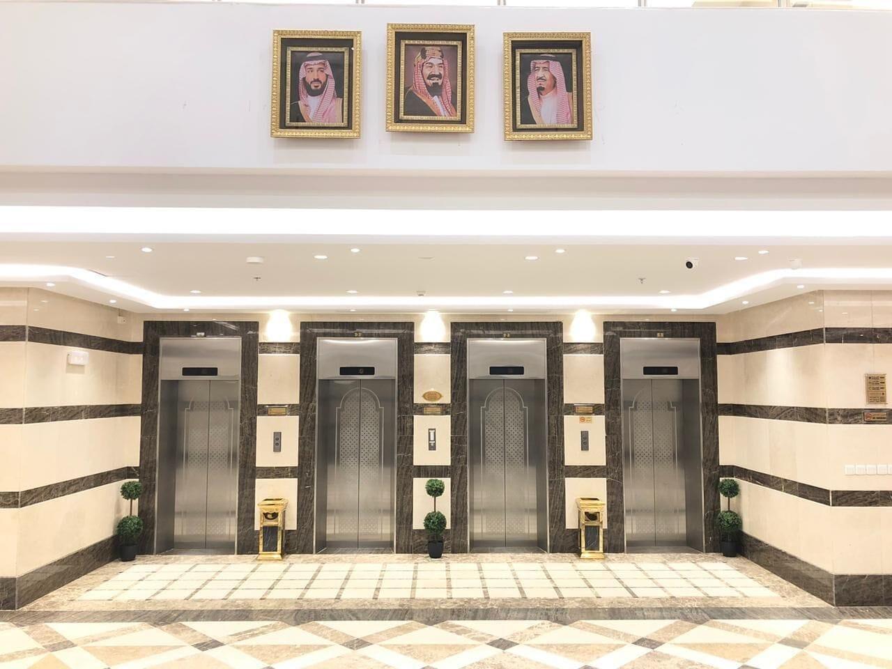 Vista Exterior Zaha Al Madina Hotel
