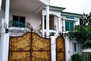 Alojamiento - Alhamra Hotel