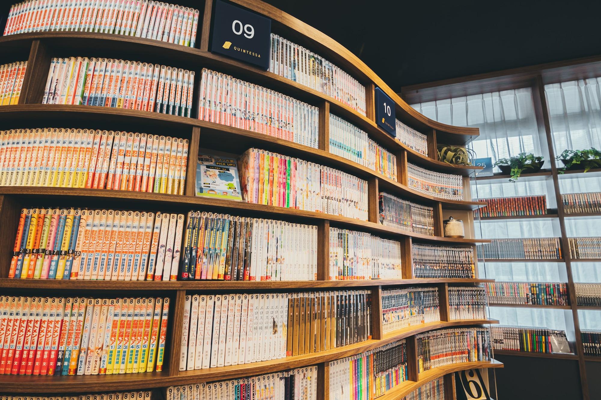 Vista Lobby Quintessa Hotel Kokura Comic&Books