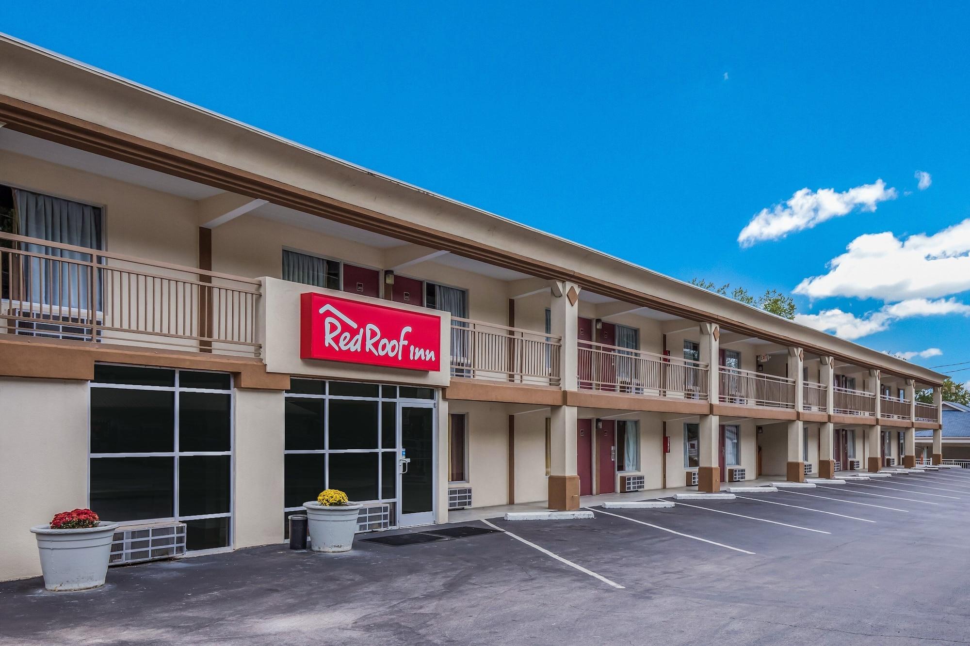 Varios Red Roof Inn Caryville
