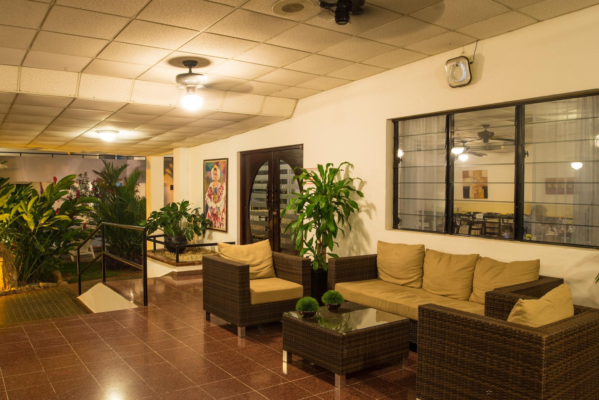 Vista Lobby Hotel Versalles