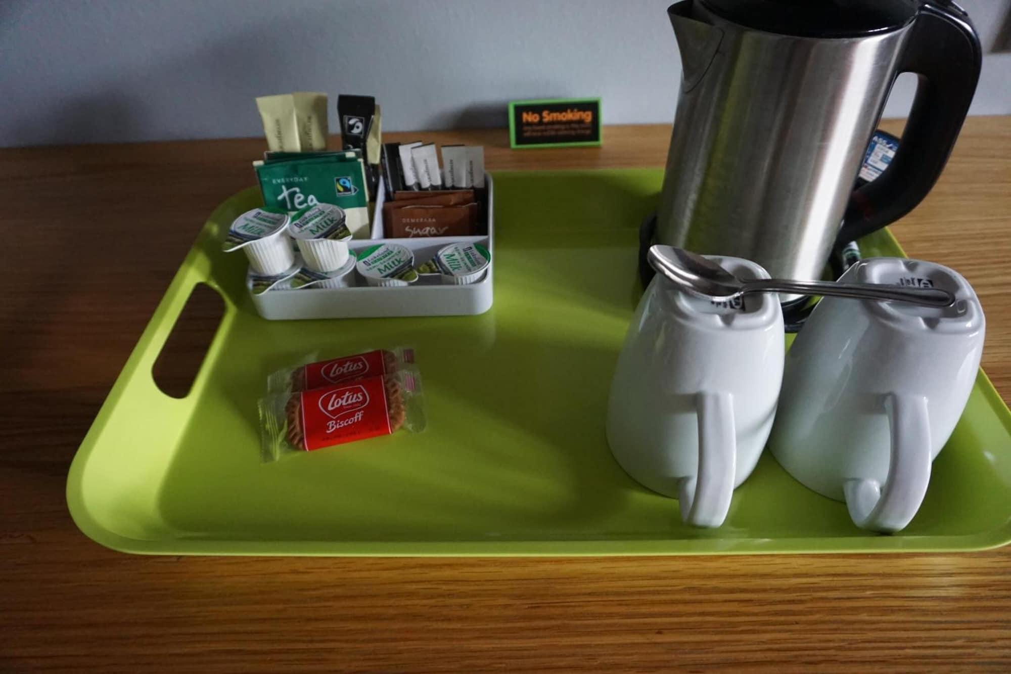 Set de Habitación Happy Guests Lodge