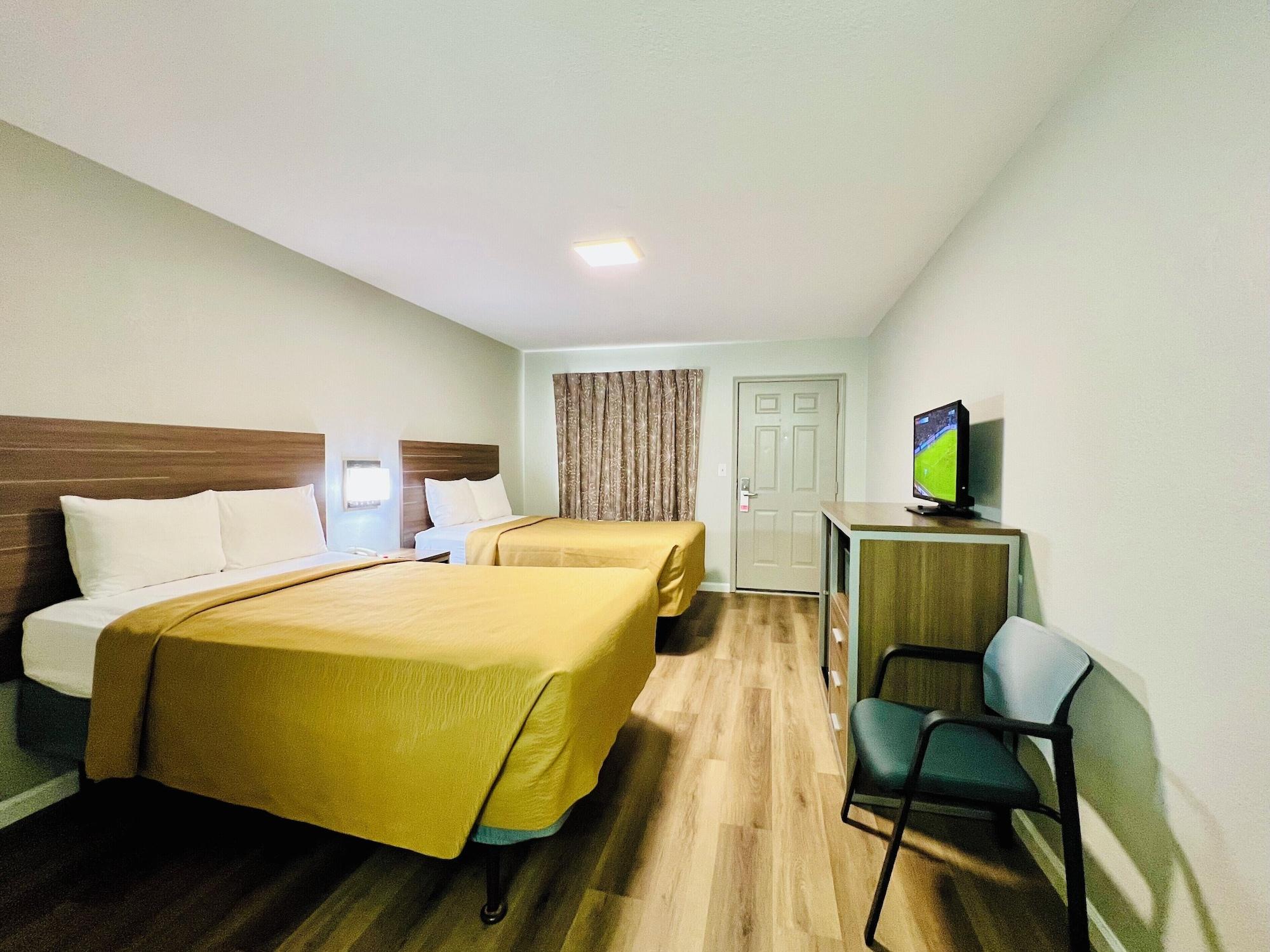 Varios Suite 16 Motel