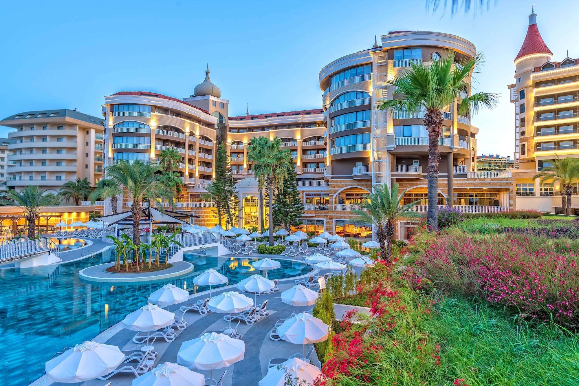 Vista Exterior Arycanda Kirman Premium - Ultra All Inclusive