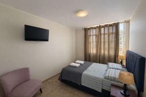 Renta temporal - Spacious 8-bedroom 8 Full bath house in welcoming Ica Near Huacachina