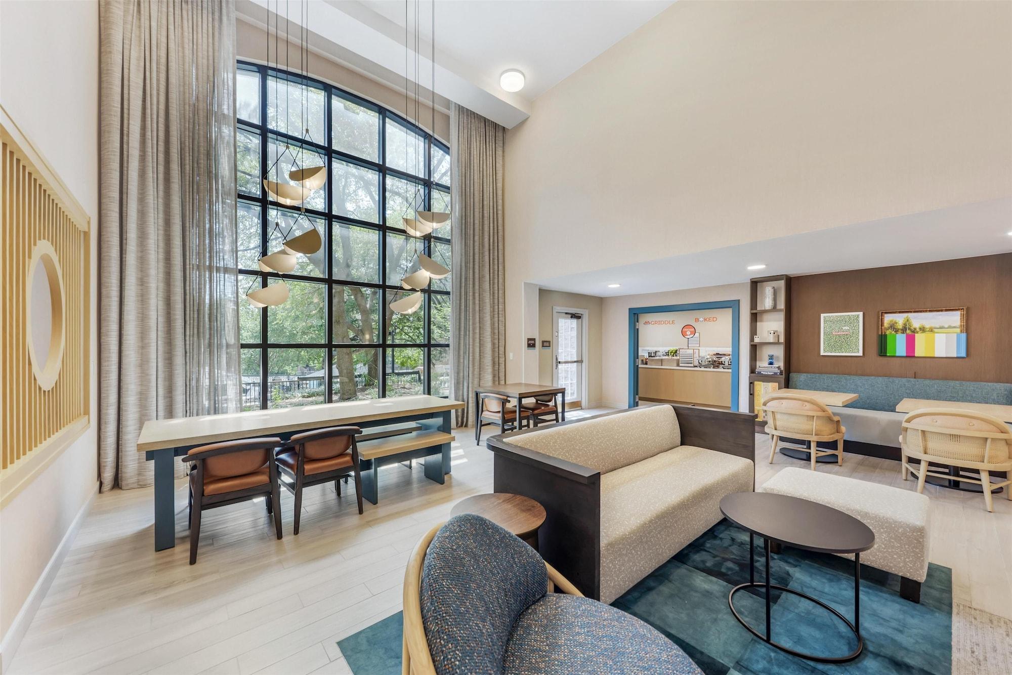 Vista Lobby Sonesta ES Suites Austin The Domain Area