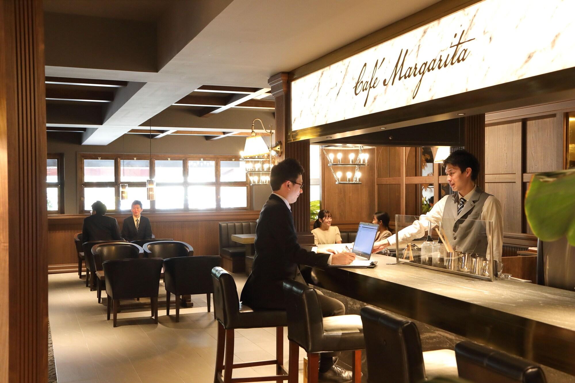 Bar/Salón Osaka Corona Hotel