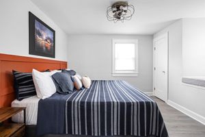 Alquiler Vacacional - Indy Speedway Retreat: King Beds & Near Downtown