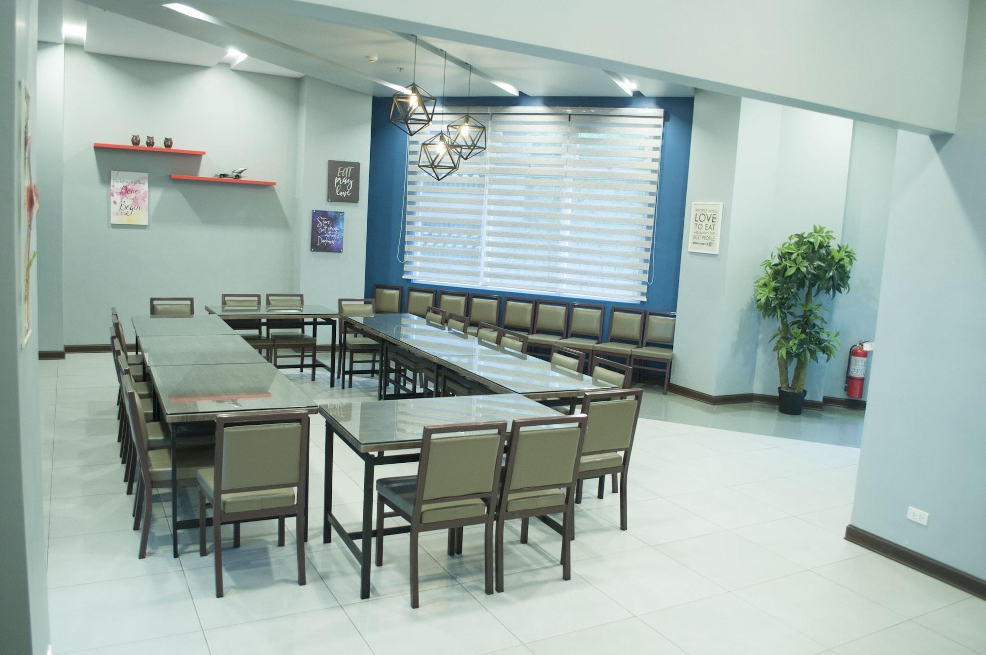 Sala de Reuniones Studio 89 Katipunan QC
