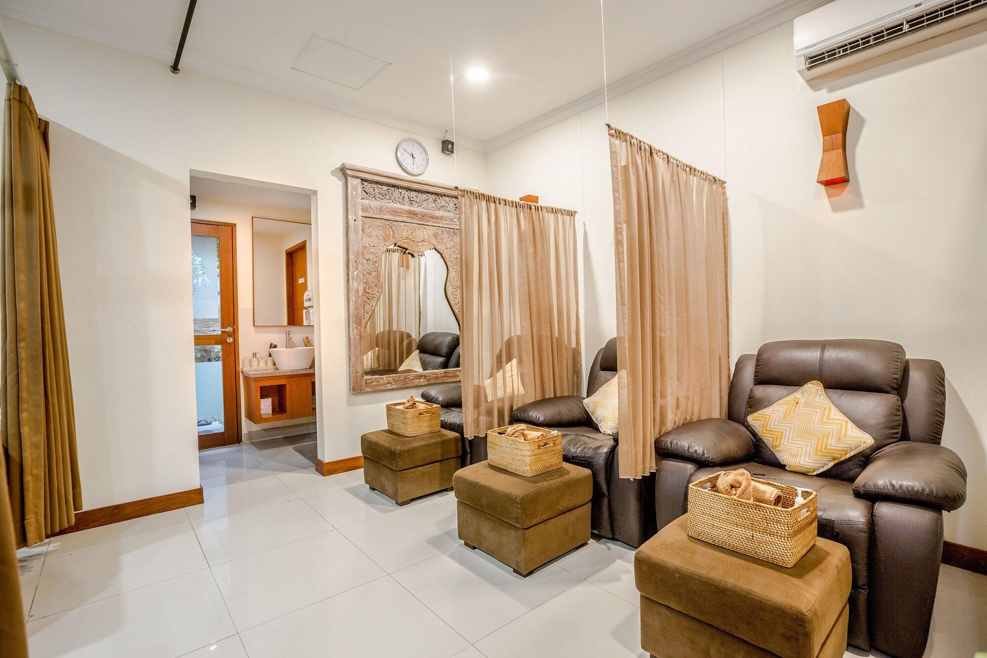 Spa Lokal Bali Hostel