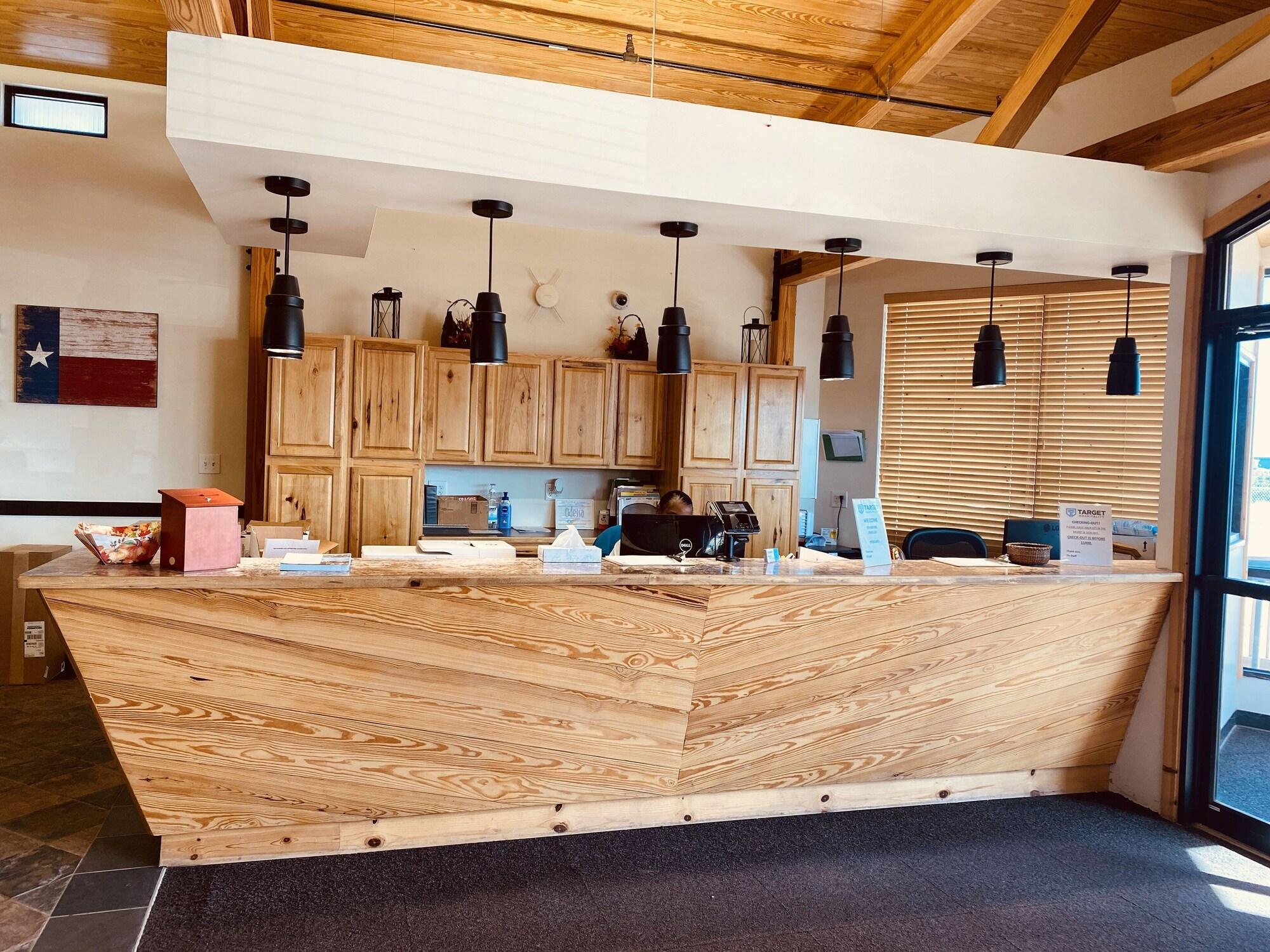 Vista Lobby Target Hospitality-Odessa East Lodge