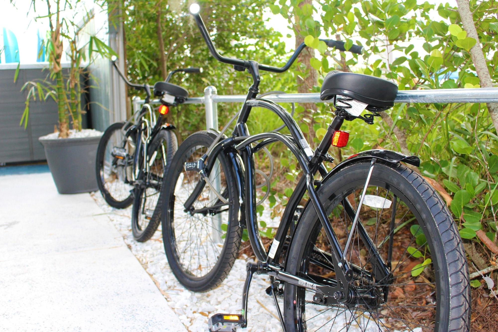 Varios Latitude 26 Waterfront Boutique Resort - Bonita Springs