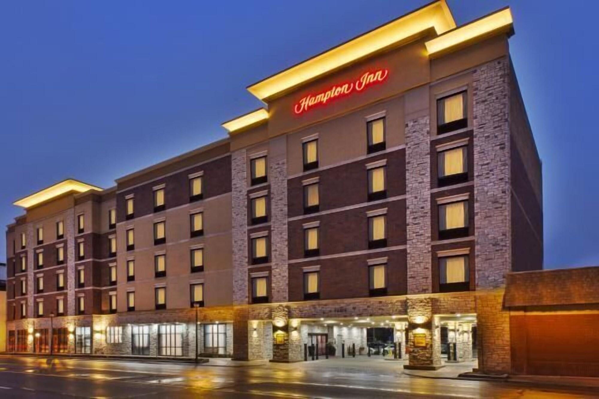 Vista Exterior Hampton Inn by Hilton Detroit Dearborn