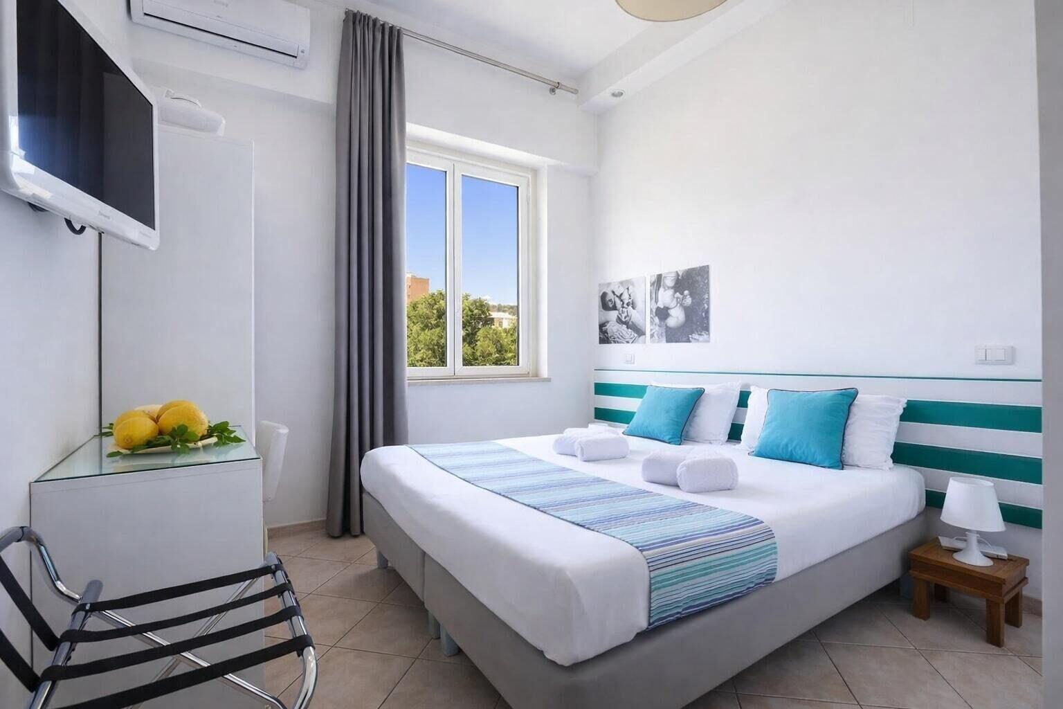 Varios Hotiday Capo di Sorrento