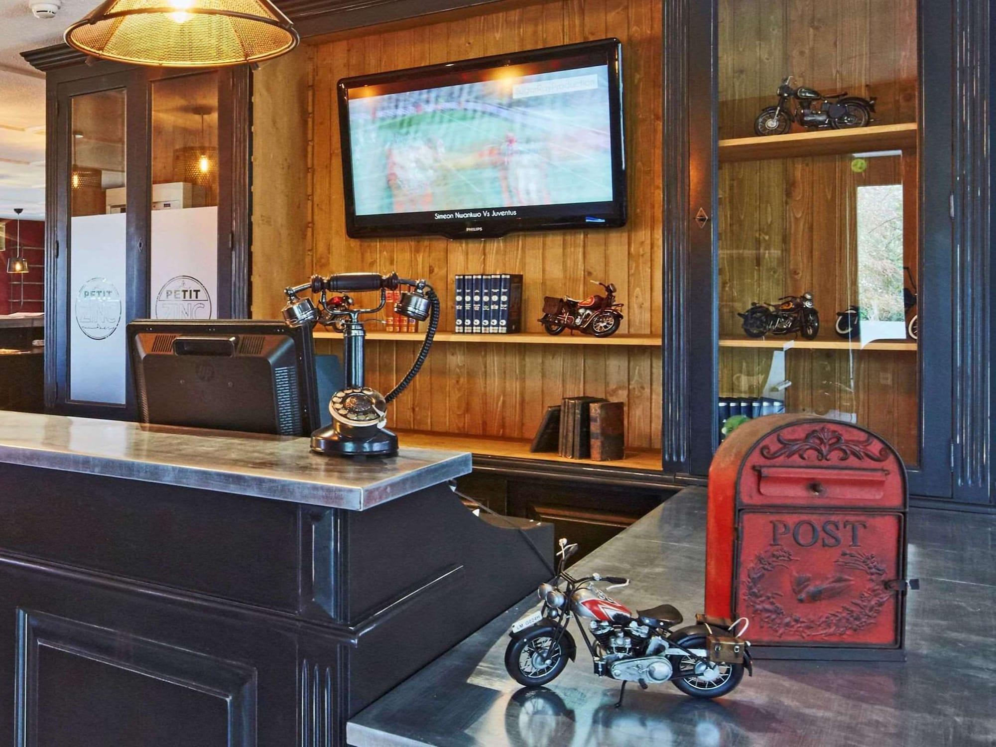 Vista Lobby Kyriad Lille Est - Hem