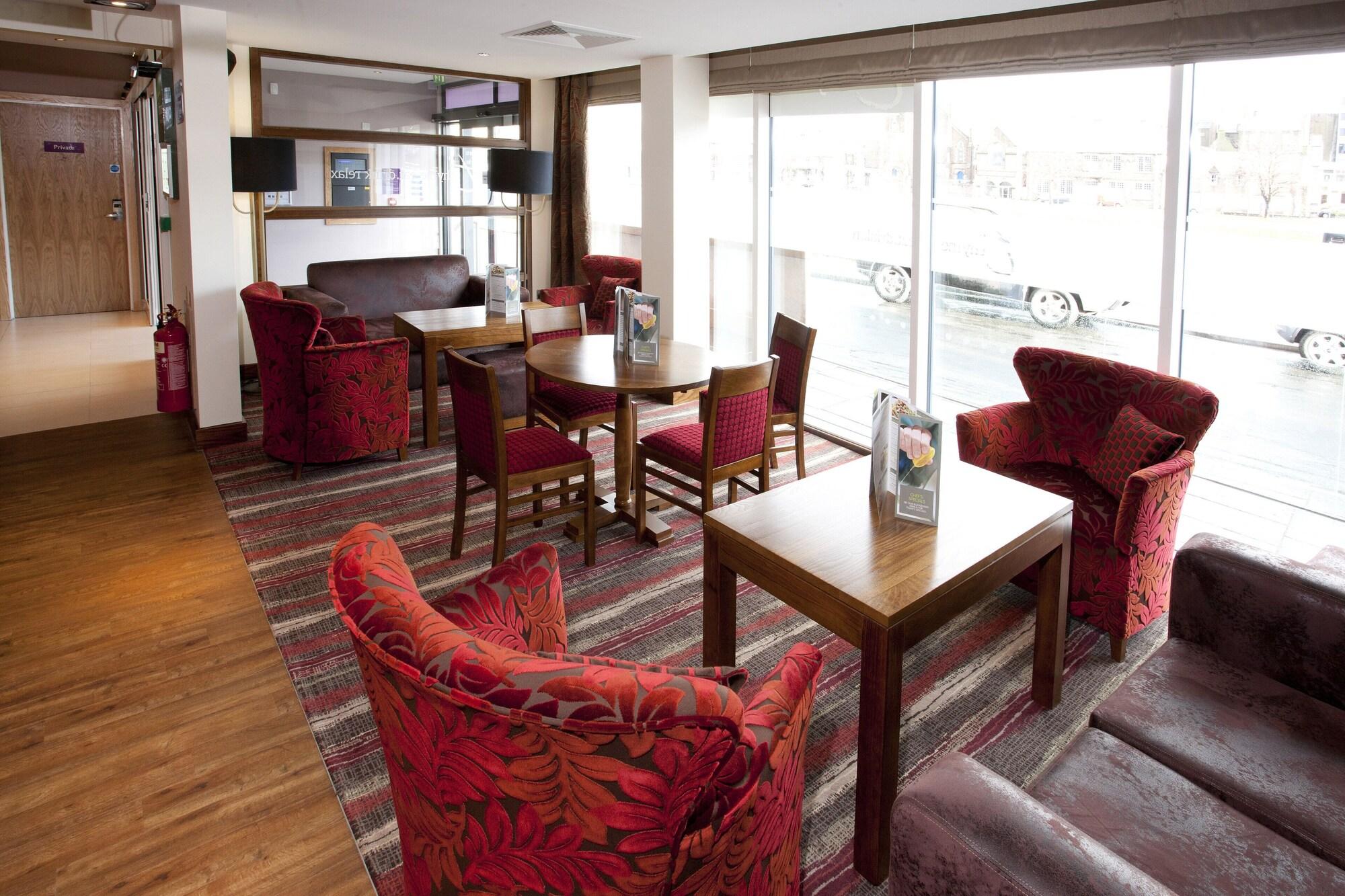 Restaurant Premier Inn Inverness Centre - River Ness