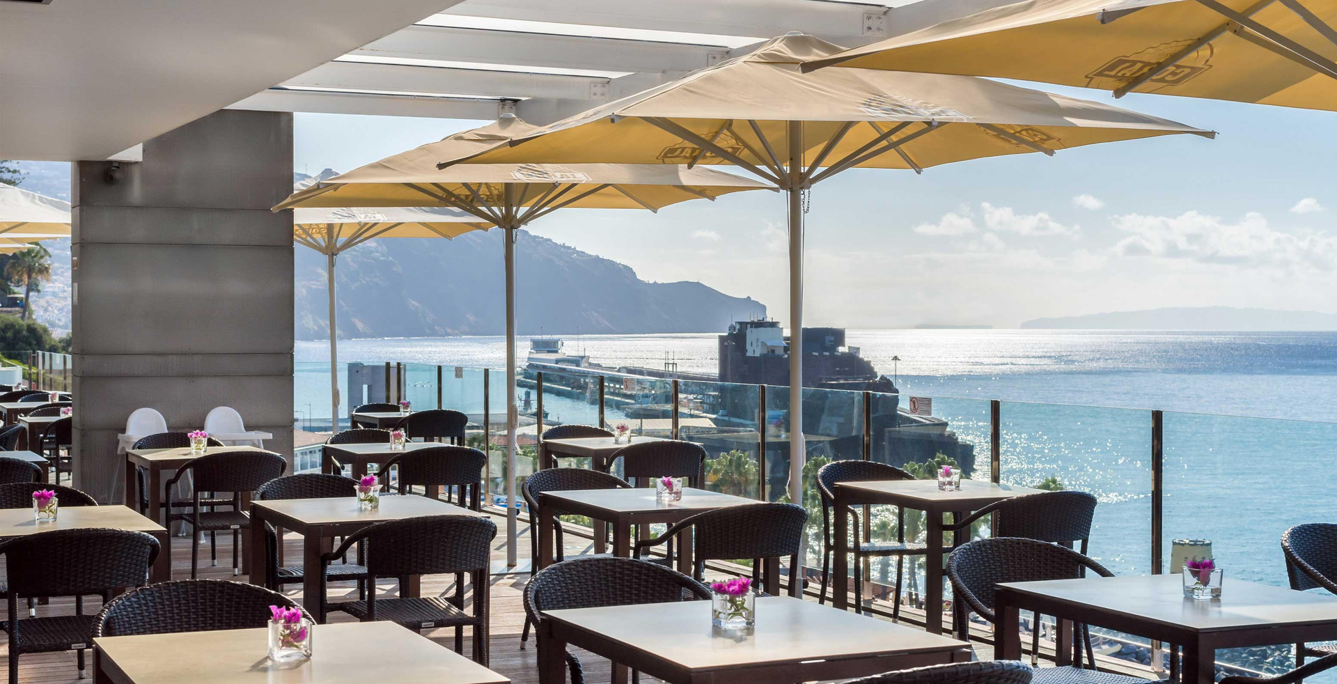 Restaurant Pestana Carlton Madeira Ocean Resort Hotel