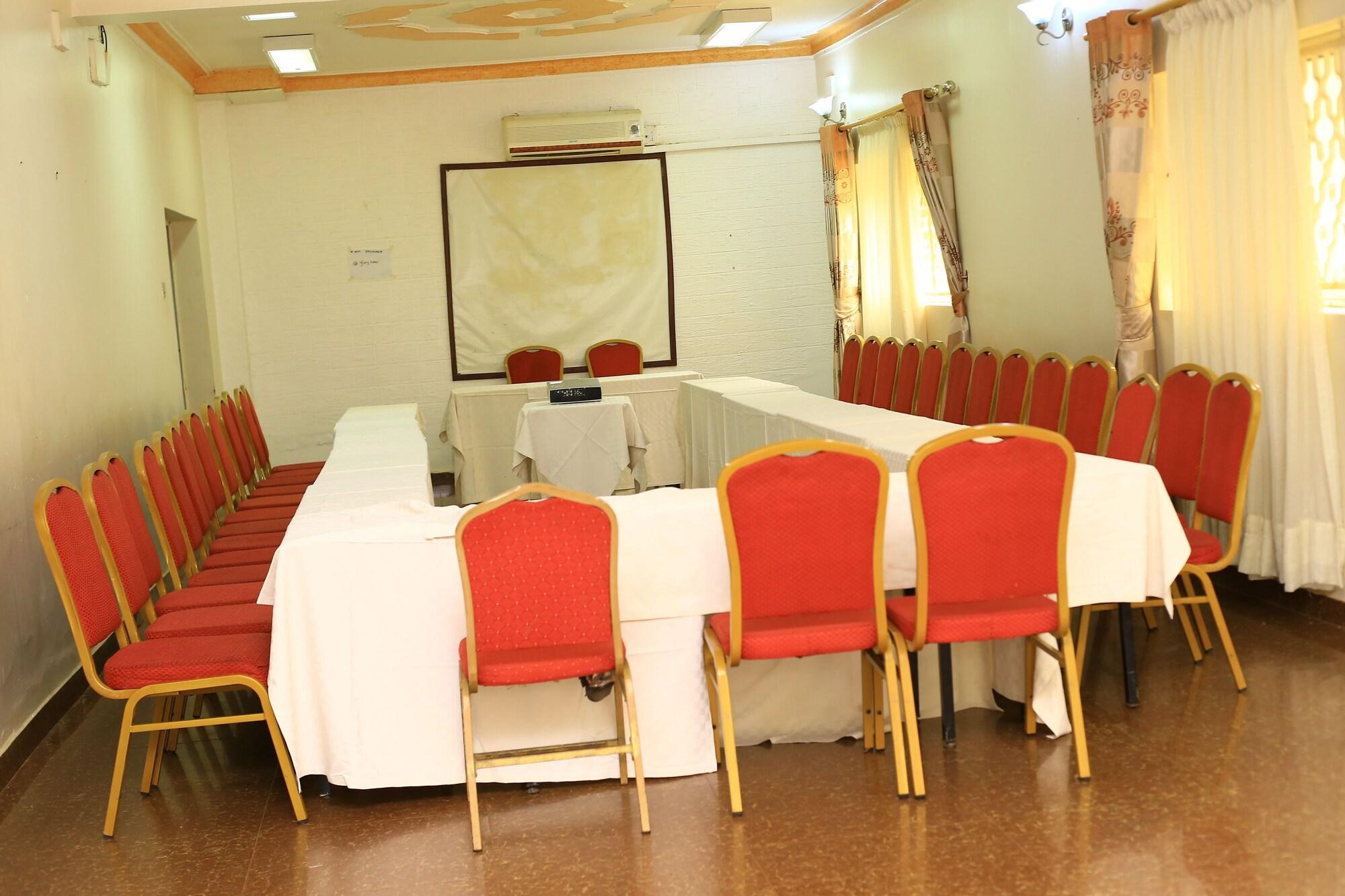 Sala de Reuniones GLORY SUMMIT HOTEL