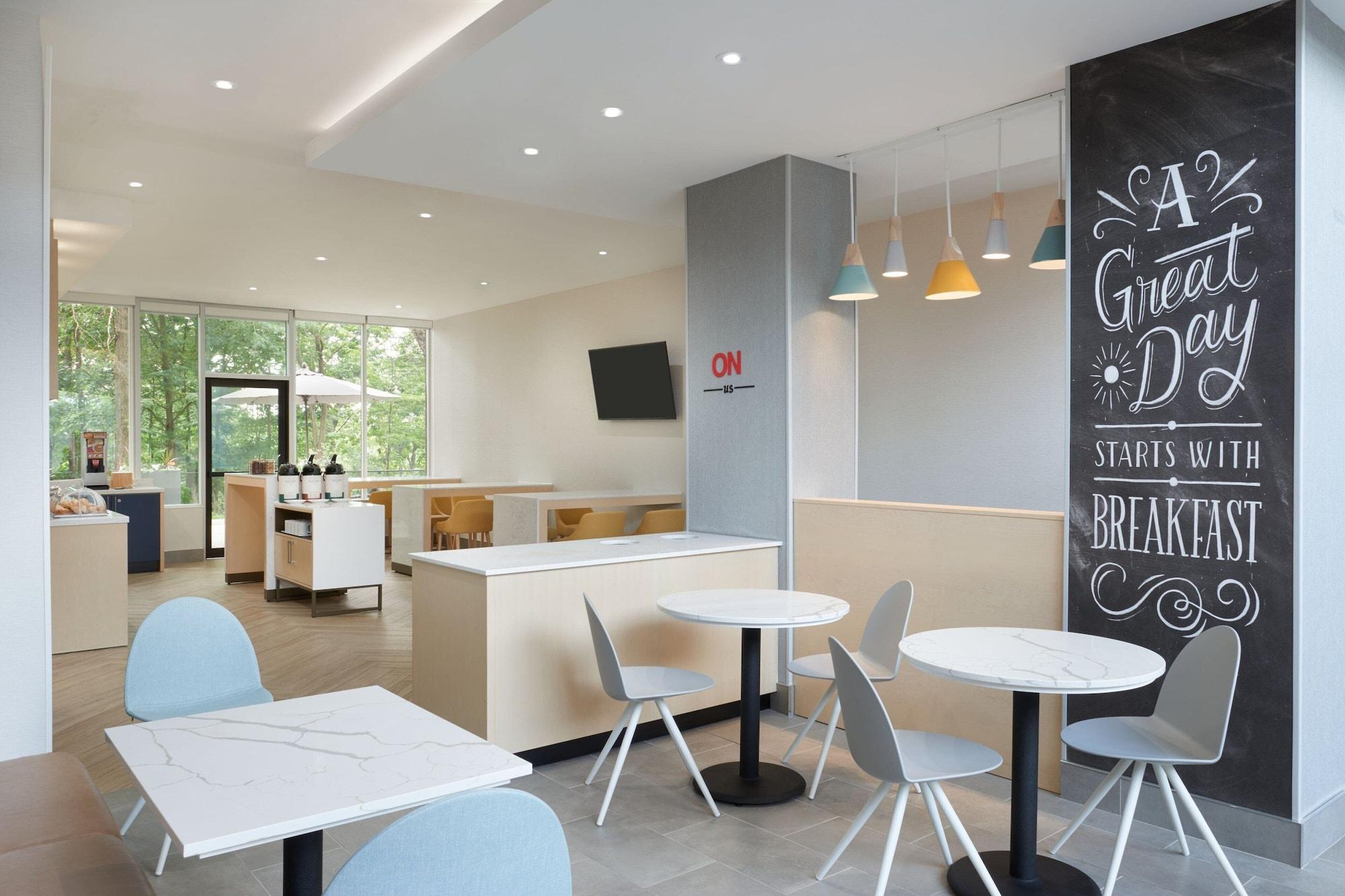 Restaurant TownePlace Suites by Marriott Toronto Oakville