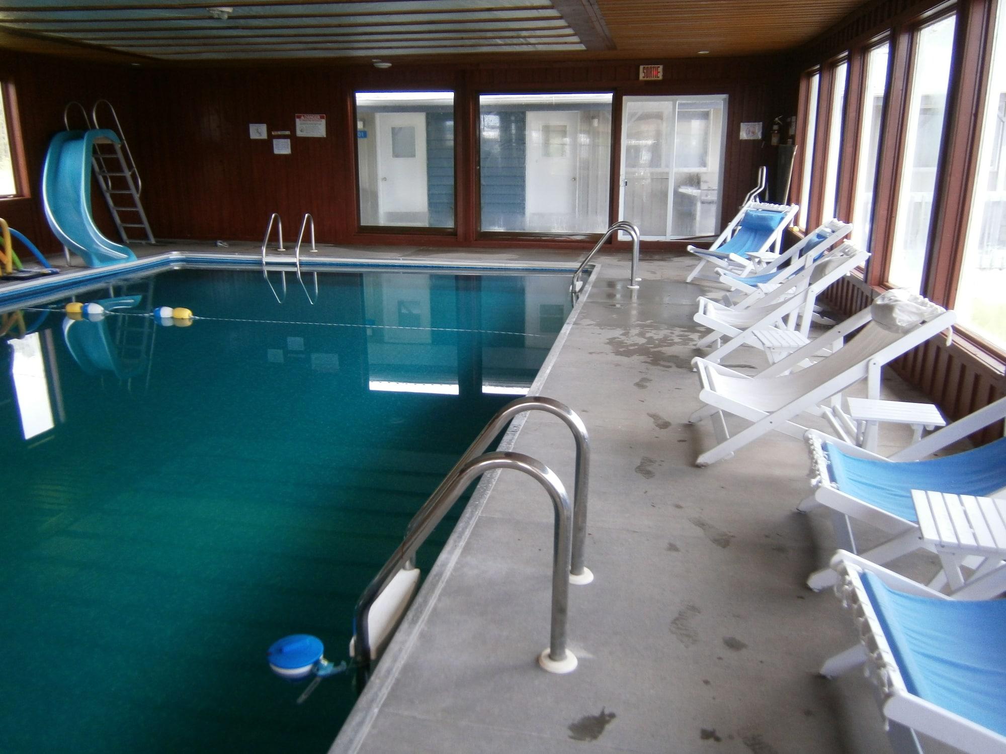 Vista Piscina Motel de l'Anse