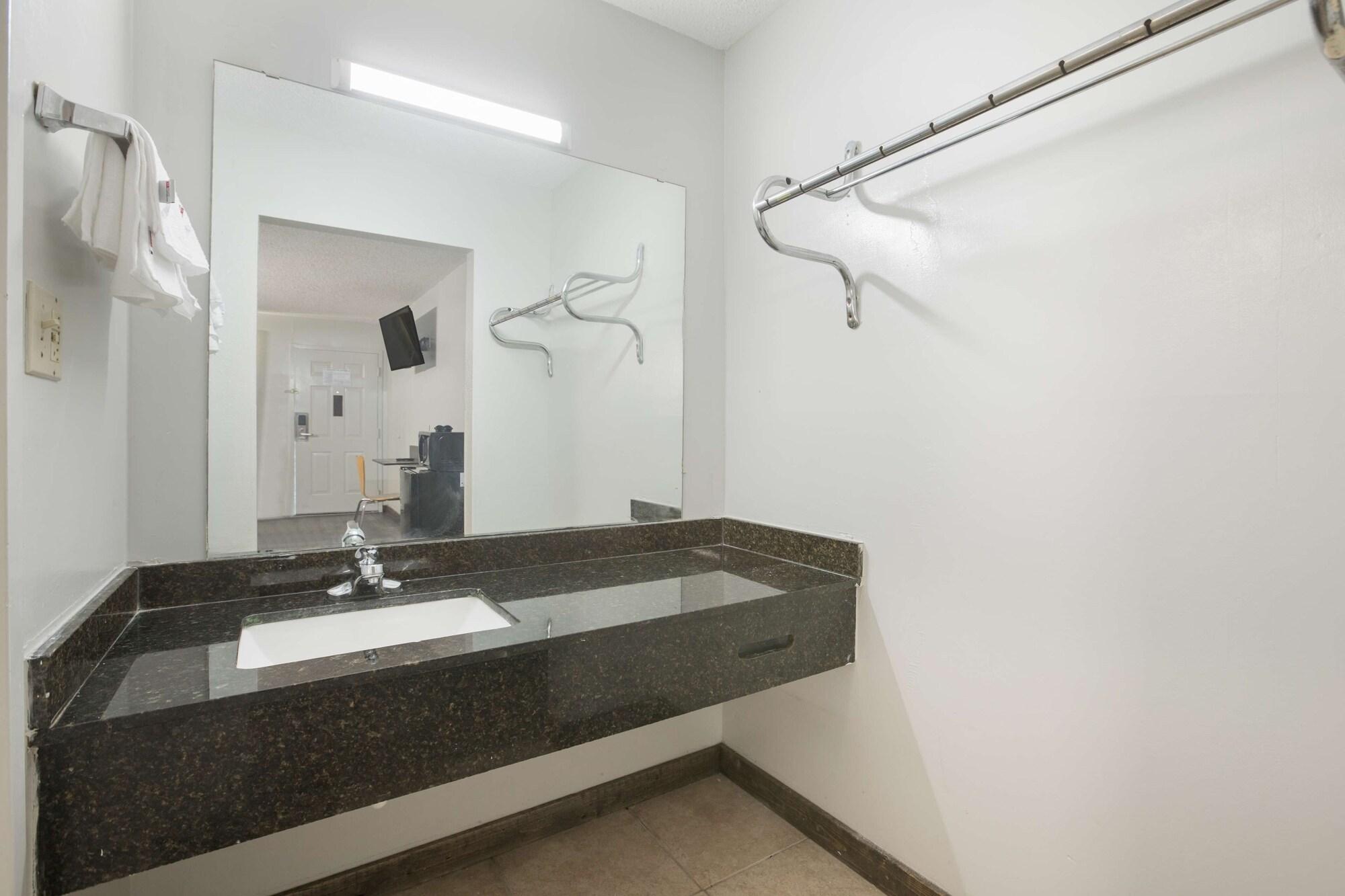 Varios Americas Best Value Inn Stockbridge