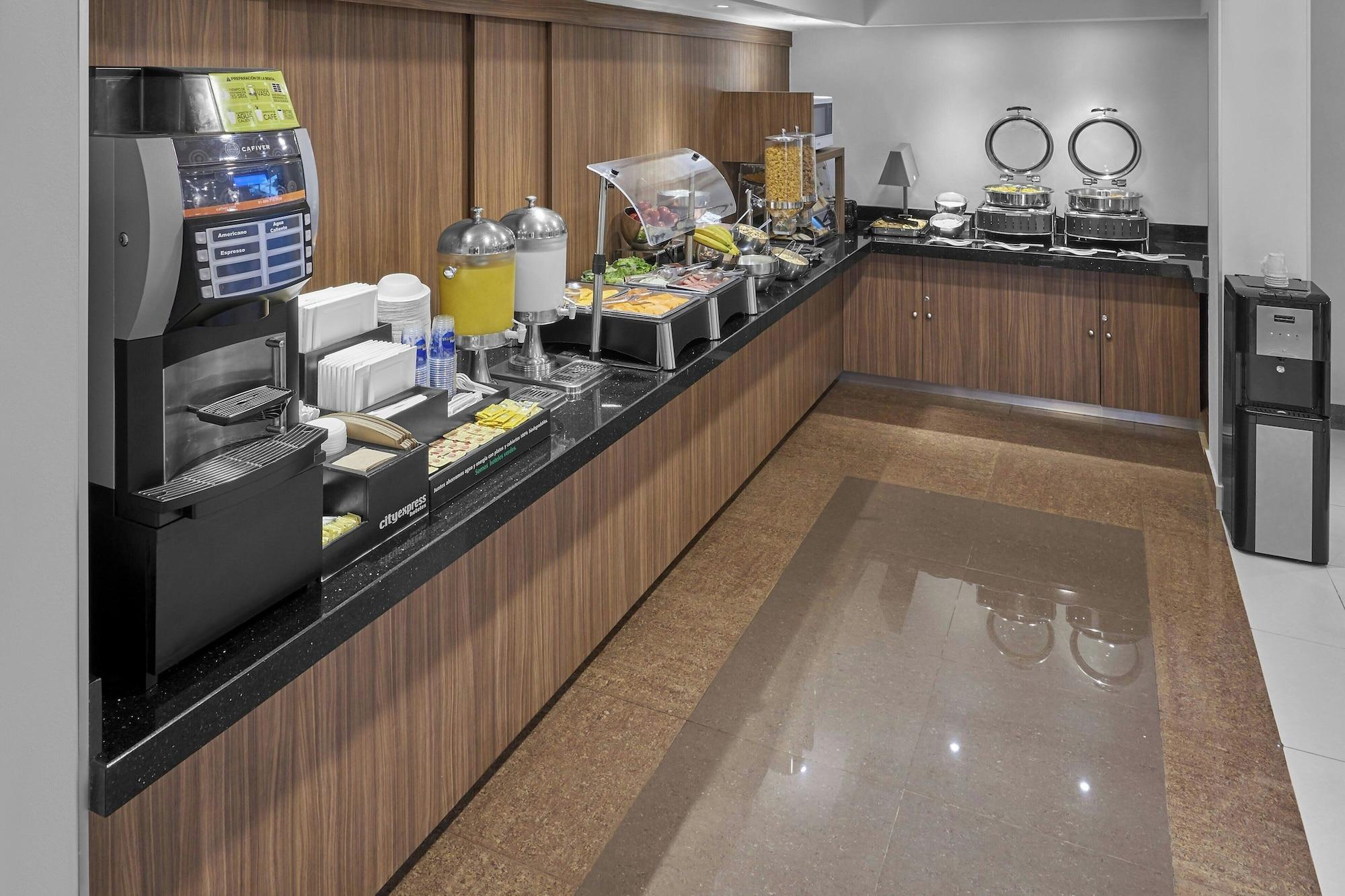 Restaurant City Express by Marriott Torreón