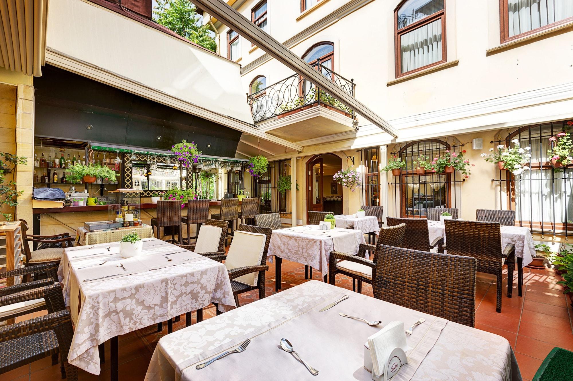 Restaurant Arena Hotel - Special Class