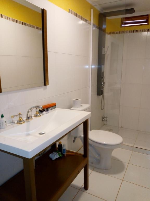 Baño El Uru Suite Hotel
