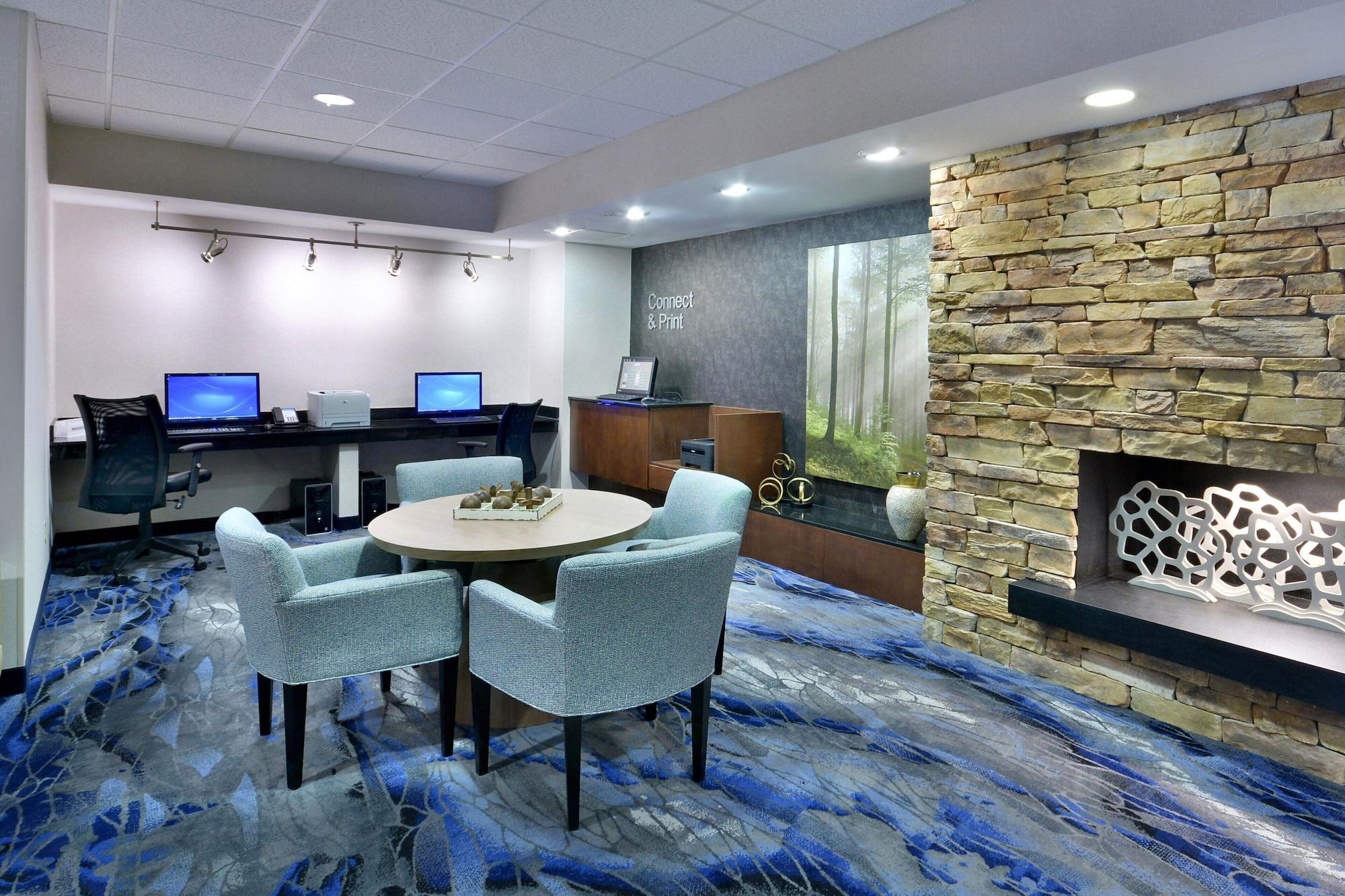 Vista Lobby Fairfield Inn & Suites by Marriott Charlottesville North