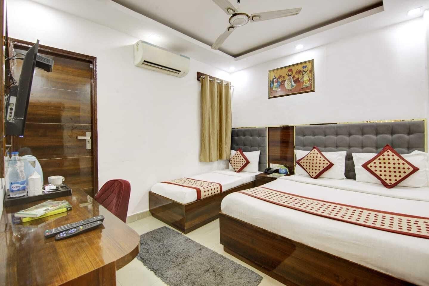 Varios Hotel Dreamland Dx