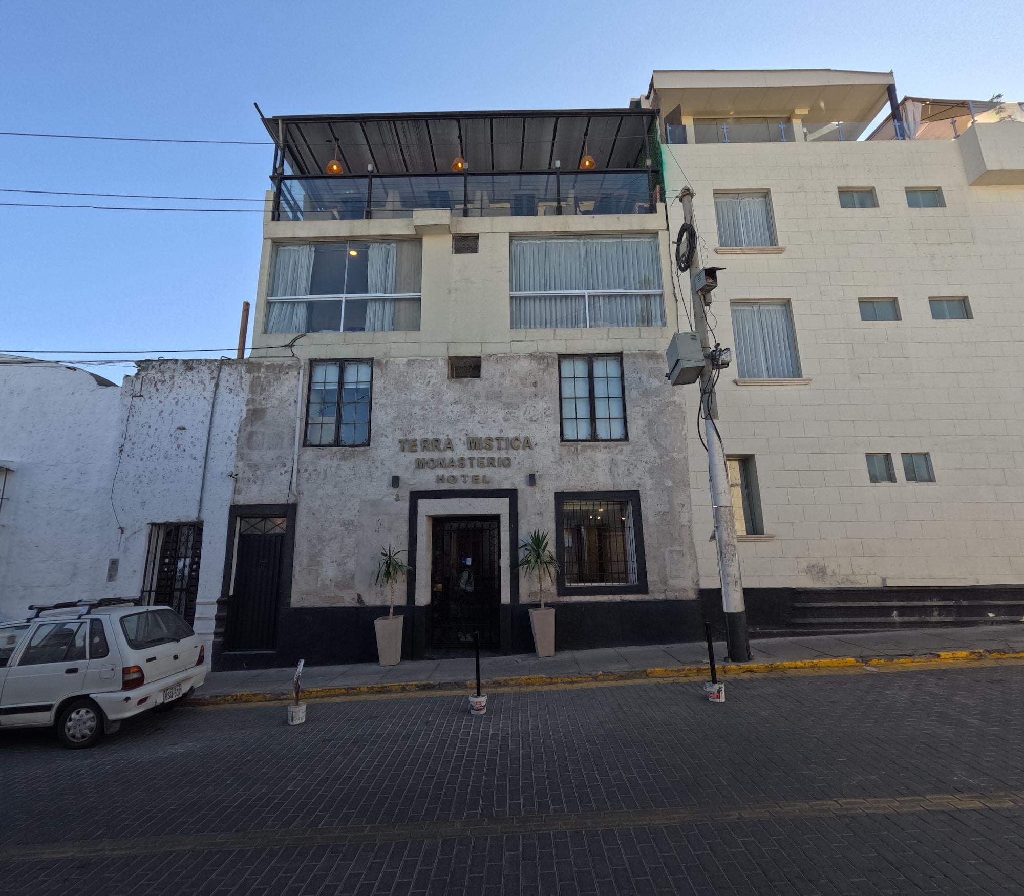 Varios Hotel TerraMistica Monasterio