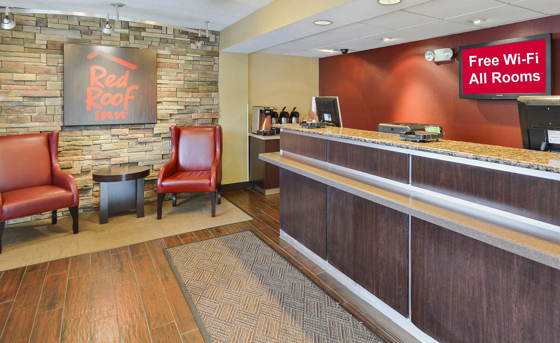 Vista Lobby Red Roof Inn Toledo - University