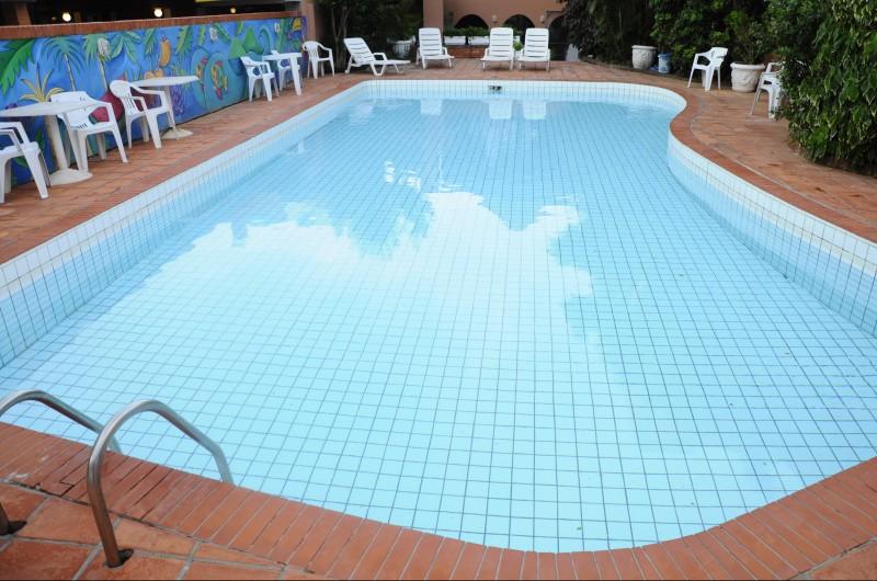 Vista Piscina Hotel Kolman