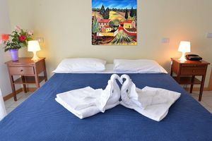 Alquiler Vacacional - Two-room Plus in the city center with private parking